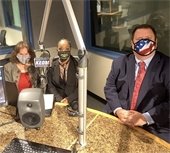 AZAR representative and Mayor Archer at KEOM