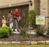 family tour a home in Mesquite
