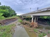 Lucas Bridge at South Mesquite Creek erosion
