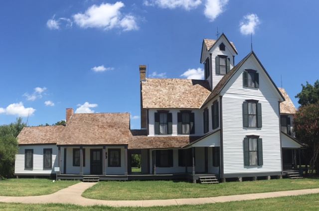 2016 photo of Lawrence house